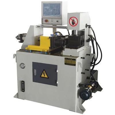 Hüdrauliline toru otsa moodustamismasin