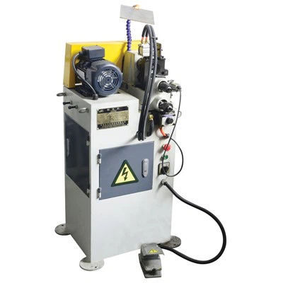 Ühe peaga torude faaktermasin